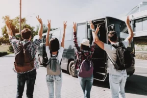 Baru pertama kali liburan ke luar negeri? Cek 5 negara ramah pemula dengan pengalaman seru dan aman. Temukan kemudahan lewat paket wisata dari Adyatama Tour!