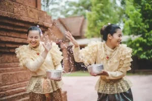 adytamatour-festival songkran