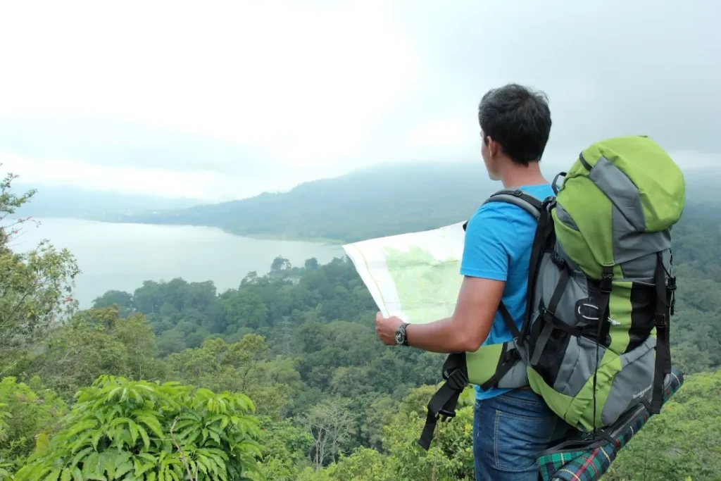 perbedaan backpacker dan flashpacker