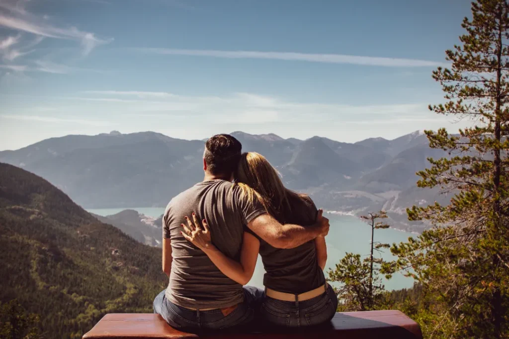 Couple Trip? Ini Destinasi Romantis yang Nggak Bikin Kantong Bolong
