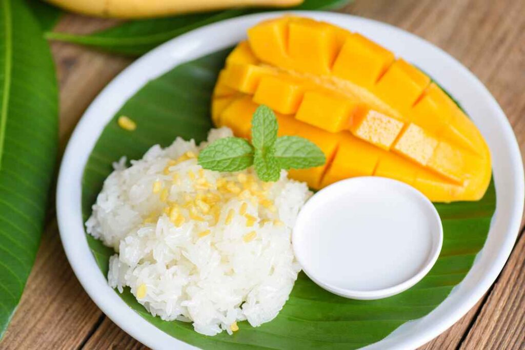 Resto Enak dan Halal di Bangkok? Coba Pranakorn Resto Asiatique