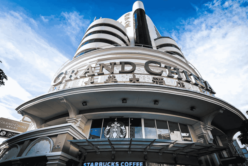 Grand China Bangkok Hotel Nyaman dengan Rooftop Café & Skybox Dinner 360°