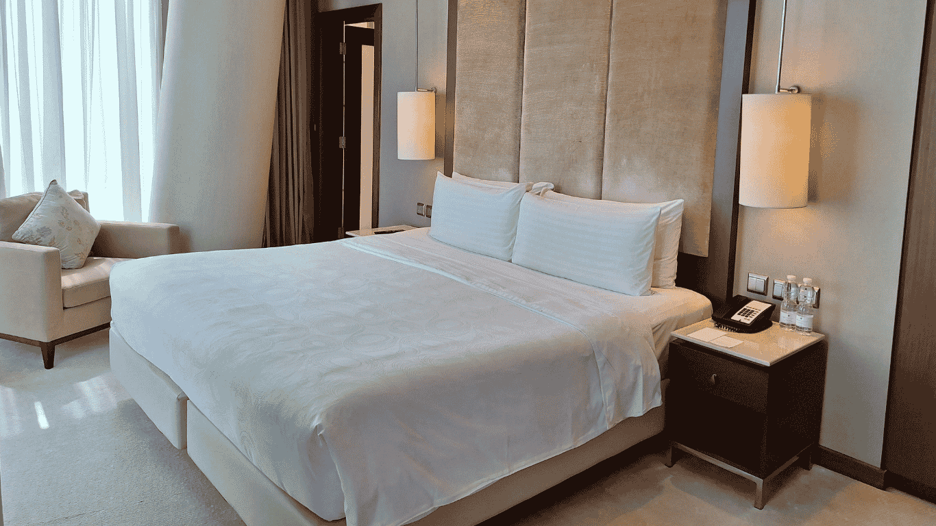 Alasan Hotel Selalu Pakai Sprei Putih