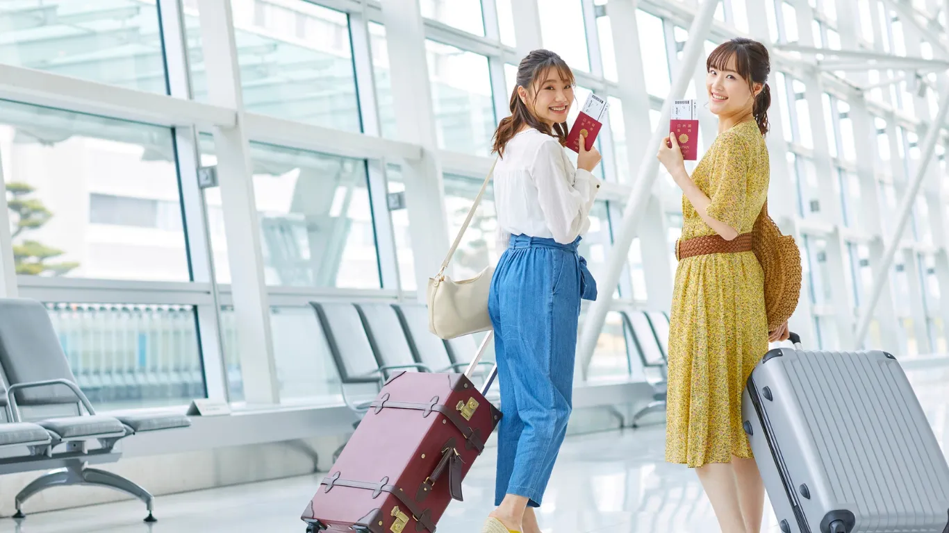 7 Kebiasaan Traveler Indonesia yang Bikin Bingung Wisatawan Asing